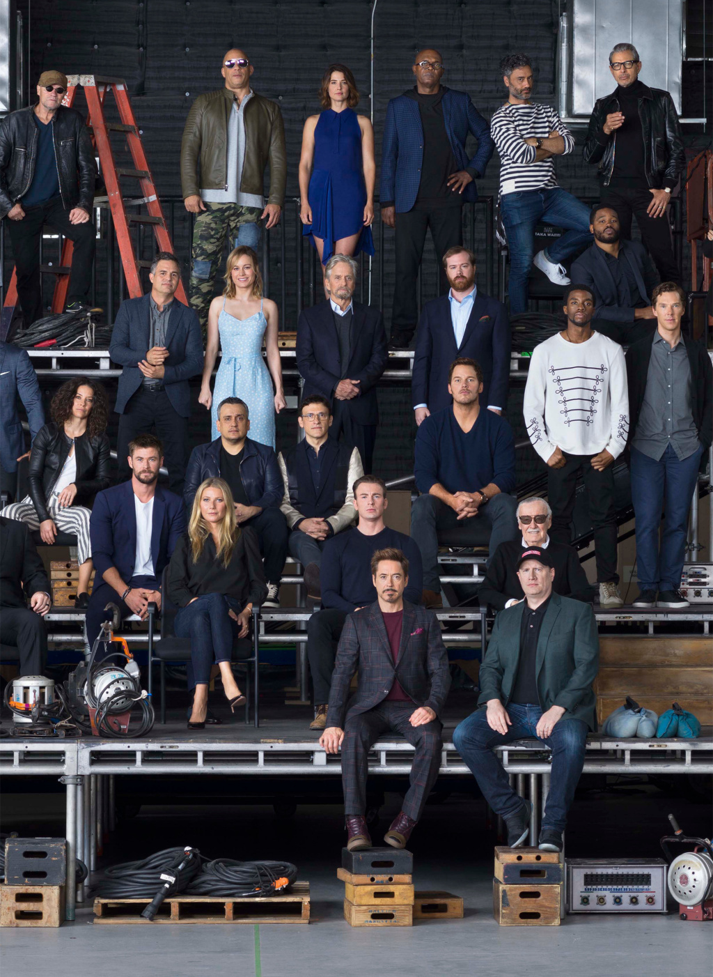 有不少朋友问今年漫威全家福海报是哪一期,全家福是3月刊的海报