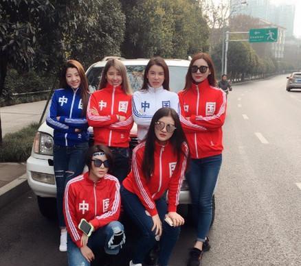 女不如男? 这群妙龄女车主入藏无压力, 座驾全为丰田越野