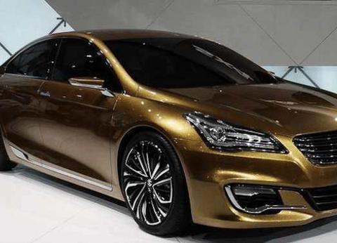 铃木要翻身了！车长4米6+6AT胜过卡罗拉，售价8万，还买啥雅阁