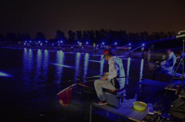 夜钓上半夜和下半夜,哪个时段鱼获好?