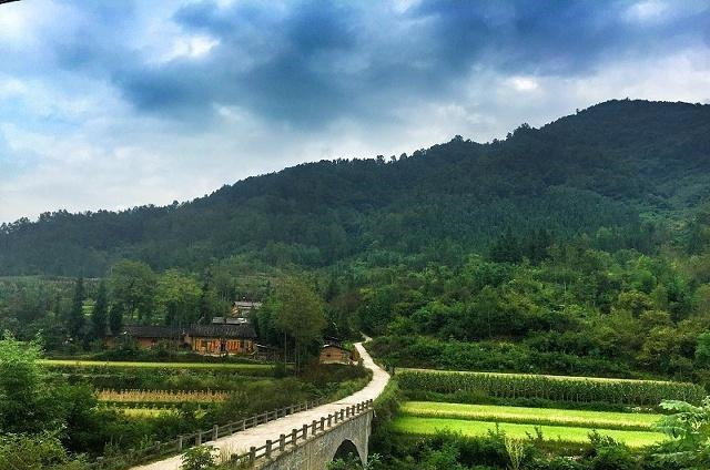 秦岭南北别墅群被查处到底是什么深层次的原因