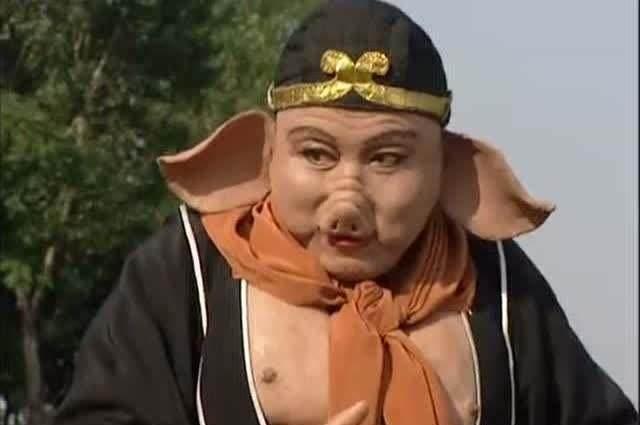 猪八戒为何瞧不起孙悟空, 原来他的出身和背景