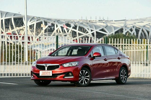 外观帅过思域！1.5T仅卖7万，不买帝豪就买它