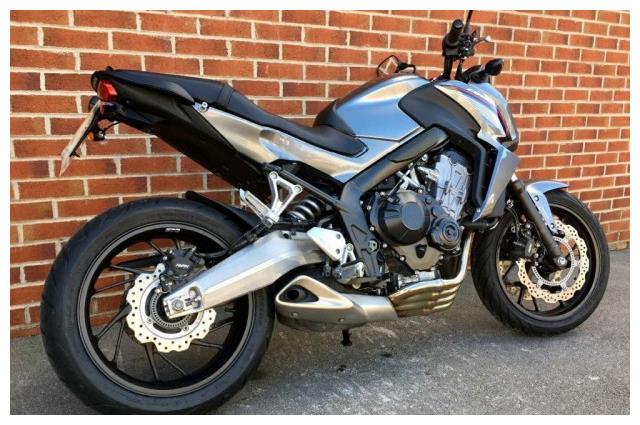 四缸摩托车在中国销售10万辆:本田CB 650!