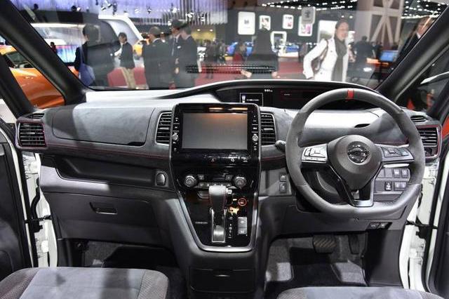 日系的日产也推出了一款亲民MPV车型——日产Serena