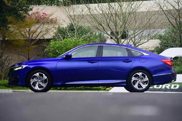 ，新车售价16.98万-22.98万。其惊艳外观艳压群雄