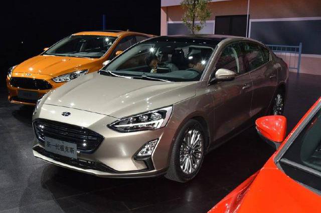 福特福克斯重新改版本来，全系T动力加8AT，逼格秒杀思域