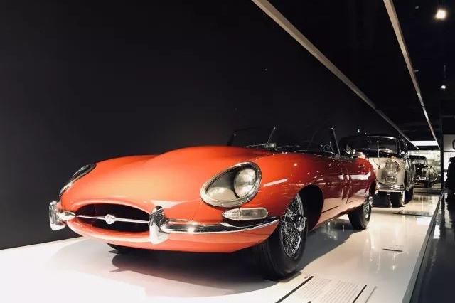 不论劳斯莱斯、阿尔法罗密欧还是捷豹，都有这样一段故事