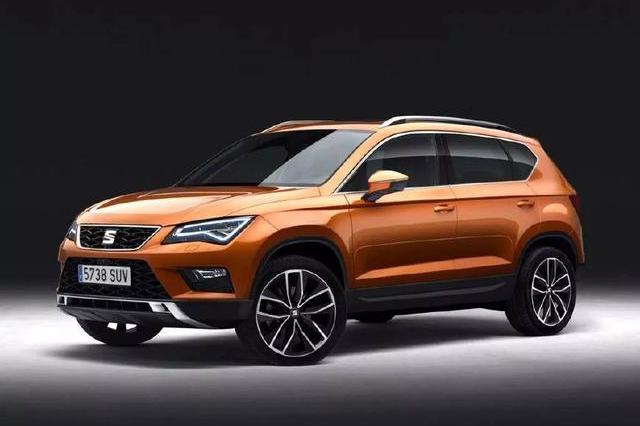 大众怒了，新车完胜雅阁，配2.0T加四驱，仅售12万