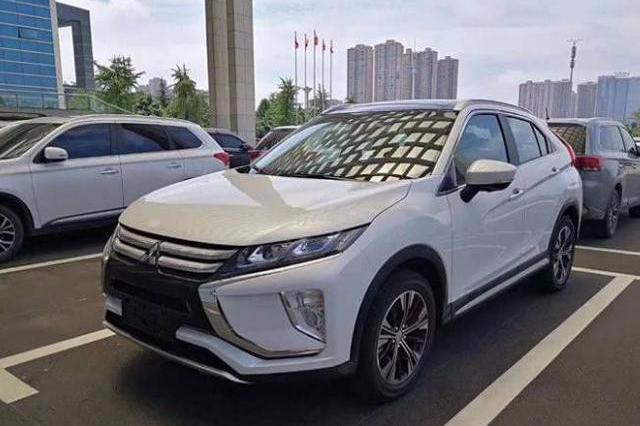 CR-V、RAV4荣放、逍客感受到压力了吧？广汽三菱奕歌实拍！