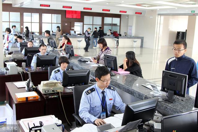 入职乡镇党政办的新公务员,如何在短时间内得