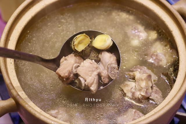 笠贝、龟足、虾生、鱼生齐聚一桌,这一餐真的