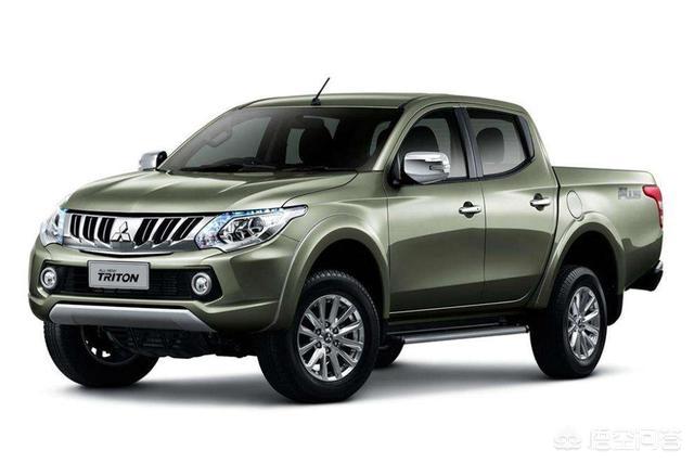 十几万的越野车,越野性能好一点,地盘高一点的