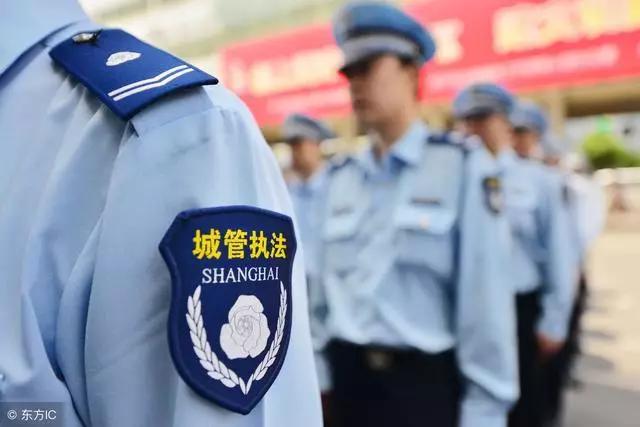 公务员工作轻松?别天真了,以下7大岗位很辛苦