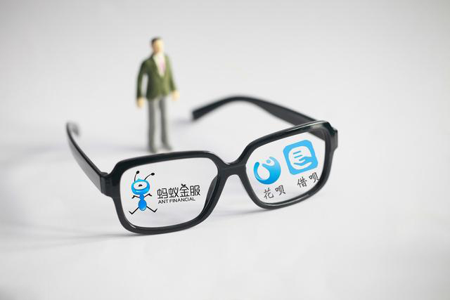 还在为花呗怎么提额苦恼?使用过信用卡的人不