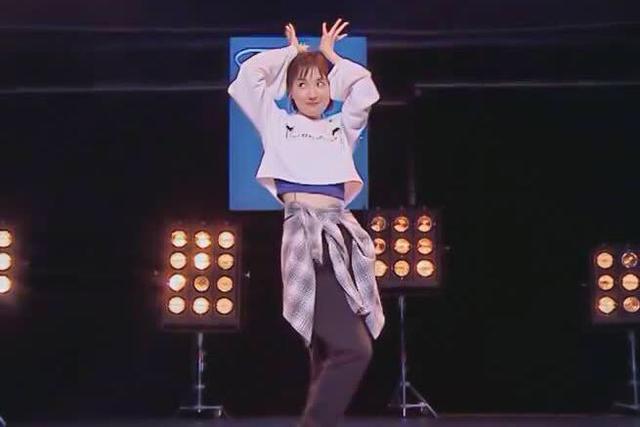 《新舞林大会》吴昕舞蹈少女爆棚,毛晓彤超级