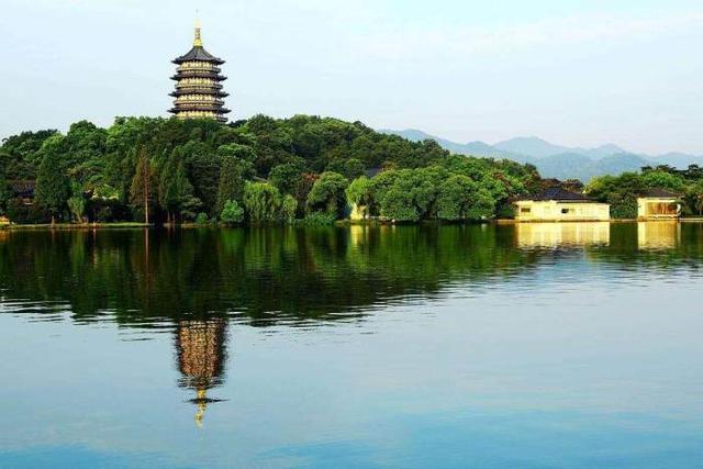 我国最适合白手起家的三个城市,第二个很意外