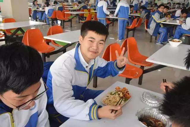 在长春上高中择校和择班哪个更重要?