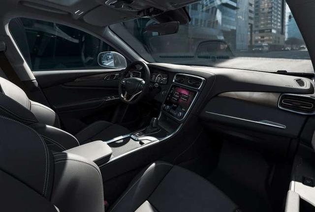 领克01价格虚高引起祸端,骂声揭竿四起,民意尽