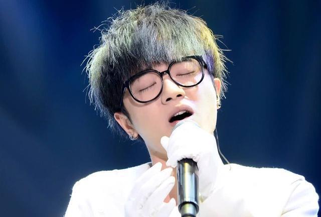 能撑起内地乐坛的四位歌手张杰薛之谦上榜最后