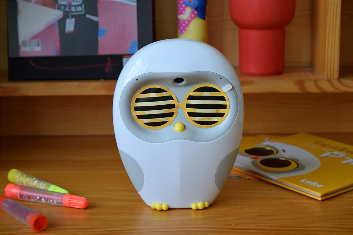 让宝宝在玩耍中爱上阅读,卢卡绘本阅读机器人