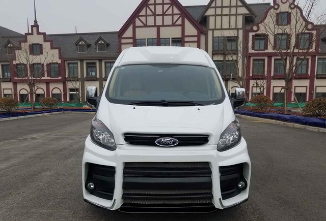 商务接待很有范 福特新逸途商旅房车