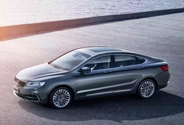 15万左右能买的就看这5款, 轿车也要全景天窗!