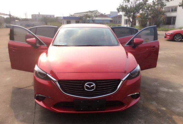 它是一款日常试驾轻松舒适，激烈驾驶又充满乐趣的车，买它就对了