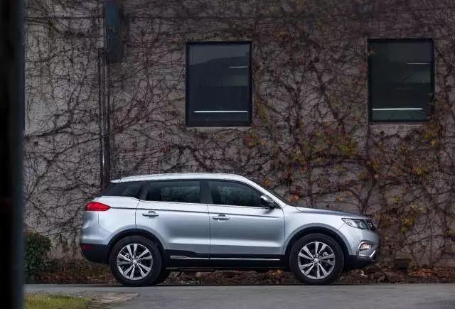 国庆节去看了一天的车, 看得眼花缭乱, 越看越纠结