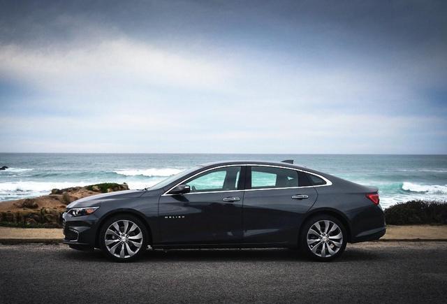 外观甩阿特兹十条街，安全性不输速腾，比雅阁便宜4万不如买它