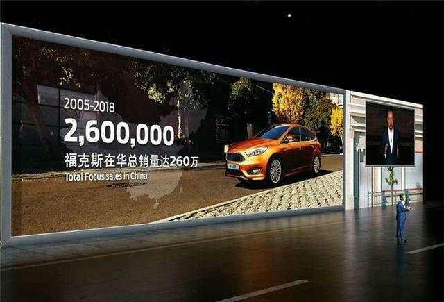 新款福特福克斯上路，比思域更帅气，1.5T+8AT, 还配旋钮换挡