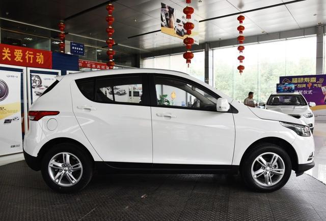 买宝骏510不如买它！新款上市，1.8L配6MT，5万起步