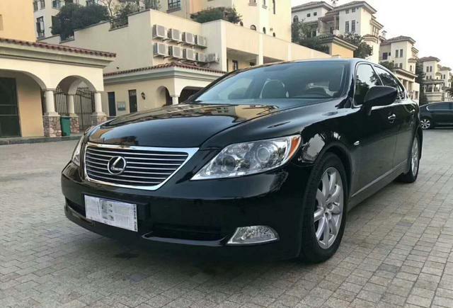 17万提一辆10年雷克萨斯LS460, 电吸门电尾盖