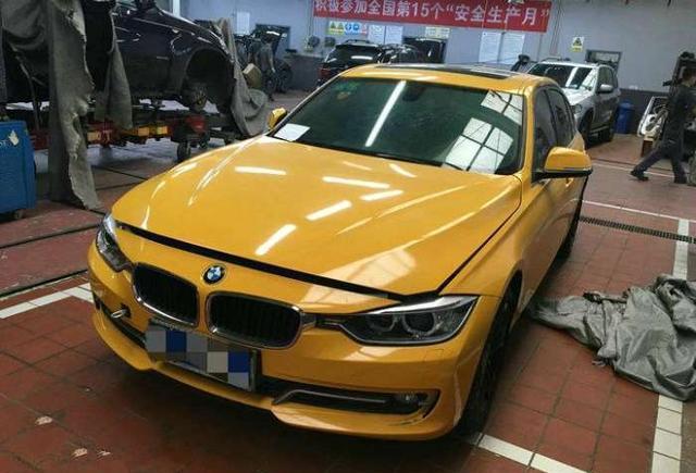 偶遇一辆崭新宝马3系, 车主7万出售, 网友: 5万也不要?