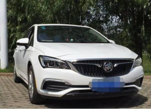 别克疯了这车降3万比朗逸漂亮，高配1.5T仅11万5，买思域后悔了