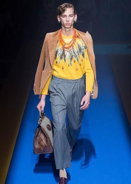gucci2018春夏女装,gucci2018春夏 米兰时装周gucci2018春夏: 狂野浪潮风