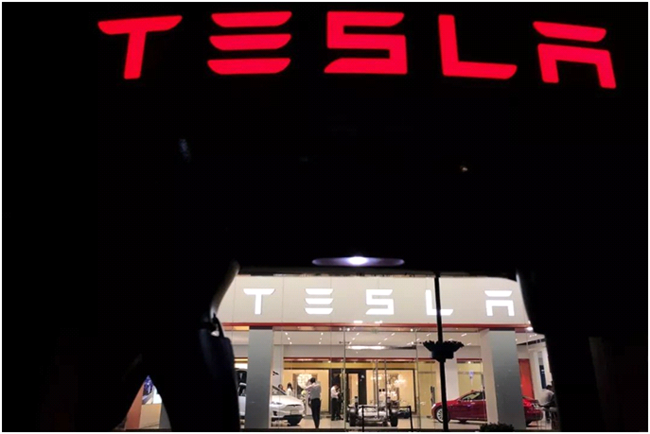 一条推特引发的血案:马斯克遭起诉,特斯拉股价