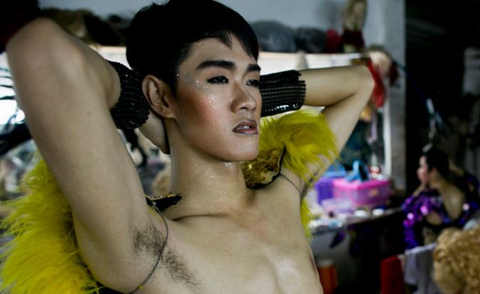 男子去泰国做变性手术,在生活了一年后,让他深受摧残