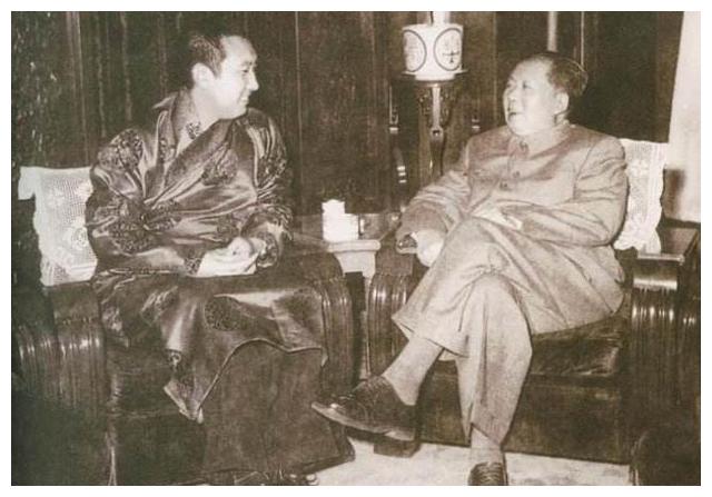 了不起的班禅大师，结婚遭众人纷纷反对，大师：活佛是可以结婚的