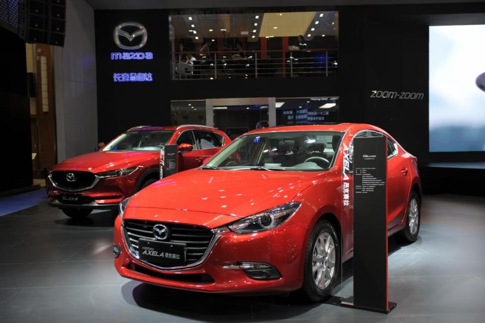 成都车展上的那一抹红,红得让人如痴如醉!