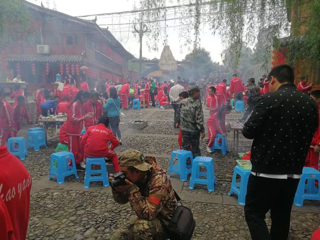 遵义旅游——大交通助推假日旅游效果明显230万余人清明游遵义 遵义旅游——大交通助推假日旅游效果明显230万余人清明游遵义