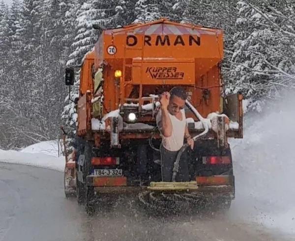 我在东北的ktv里点的零食和果盘!