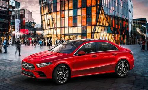 填补市场空白，奔驰长轴距A级志在“三足鼎立”