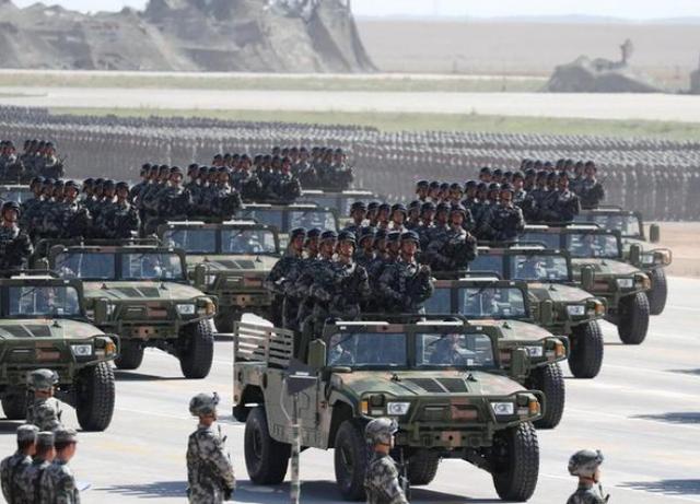 局座张召忠的一句话告诉我们:如今的中国,面对