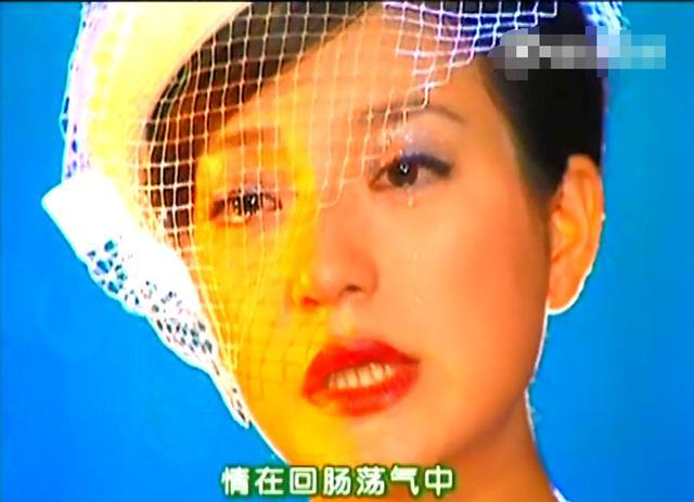 超经典！《情深深雨蒙蒙》主题曲片头曲歌词《烟雨蒙蒙》