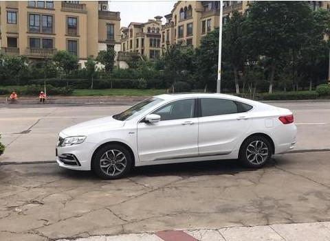 兄弟建议我买雷凌，我却提了这款车