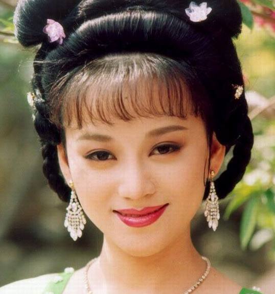 《金婚》中张国立三个女儿,多多名气最大,她们却销声匿迹