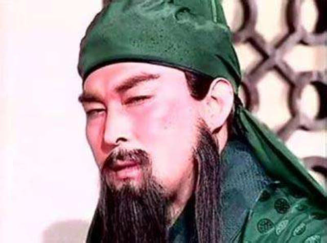 武圣关羽的一生却杀人无数,其雕像为何都闭着