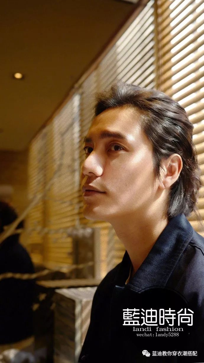 易烊千玺陈坤郑奇曝光一组写真大片复古不失格调