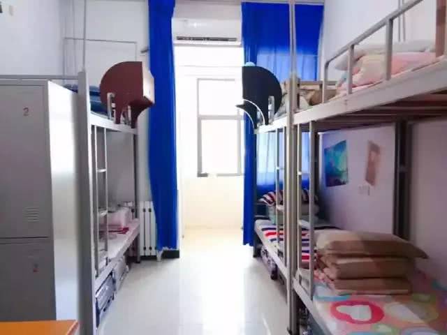 宿舍管理很松. 吉林工商学院(卡伦湖校区)